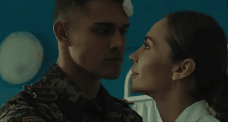 Мирний 21, фільм Мирний 21, Мирний 21 прем'єра, Мирний 21 рецензія, Мирны1 21 відгуки, Ахтем Сеітаблаєв, режисер Ахтем Сеітаблаєв, фільм Ахтема Сеітаблаєва, фільми про війну, фільм про війну в Україні, Луганський погранторяд