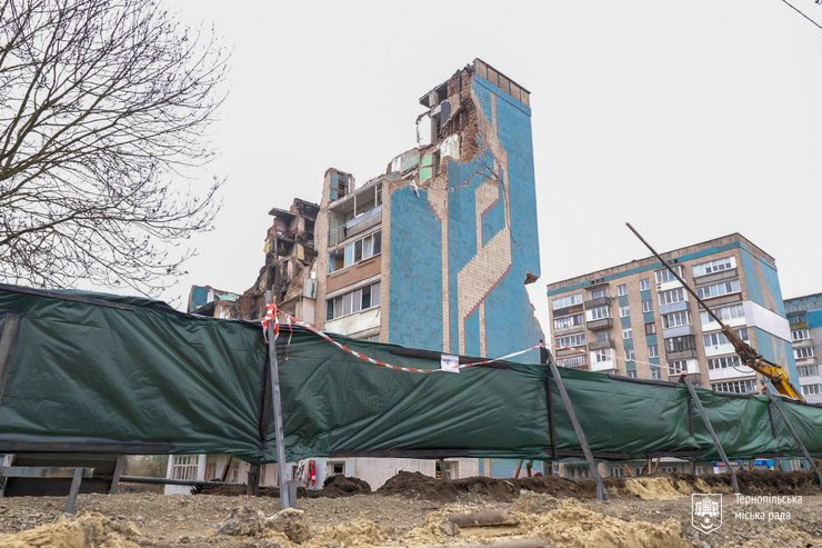 Знесення будинку в Тернополі