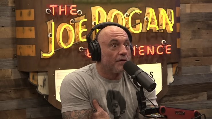 Подкастер Джо Роган