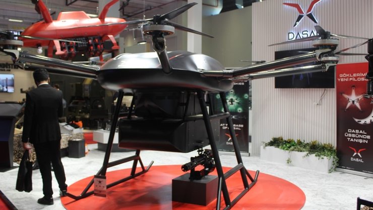 беспилотник с бомбометанием