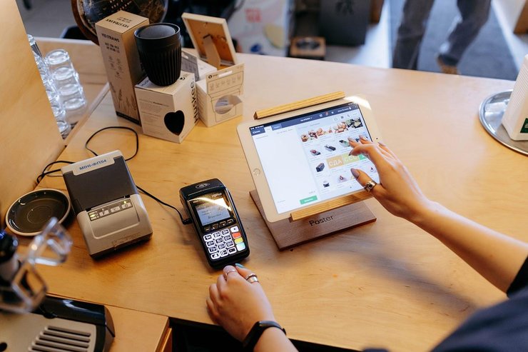 налоги в Украине, законопроект 8401, на какую группу переведут после отмены 2%, сколько единого налога будут платить ФОПы в 2023 году, какие будут проверки 2023, проверка плановая или внеплановая 2023, кого будет проверять налоговая,