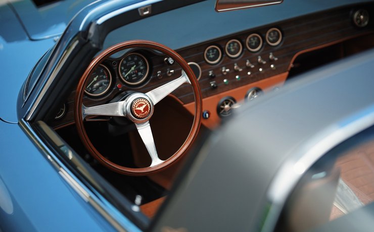 Салон Bizzarrini 5300 GT