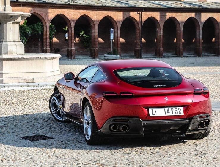 Ferrari Roma, новый Ferrari Roma, суперкар Ferrari