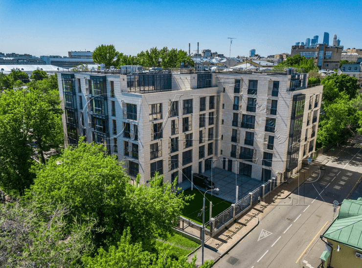 Алексей Азаров квартира