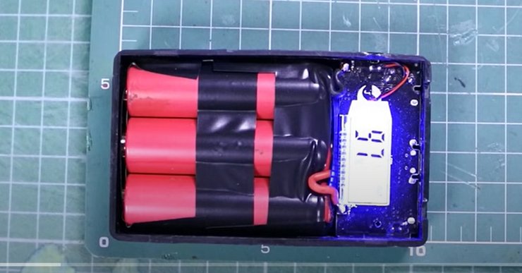 повербанк, пауэрбанк, батарейки, аккумуляторы