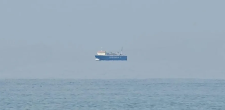 Фата моргана в Греции, мираж с кораблем, Летучий Голландец, оптическая иллюзия, курьезы, фото, Греция, физические явления