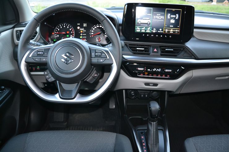 салон Suzuki Swift, новый Suzuki Swift, Suzuki Swift 2024, Suzuki Swift 2024, Suzuki Swift в Украине