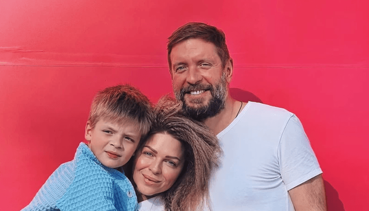 Яна Глущенко и ее семья