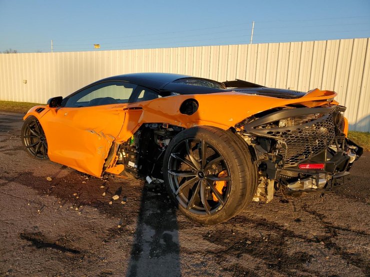 McLaren Artura, новий McLaren Artura, суперкар McLaren, McLaren Artura 2023, авто зі США