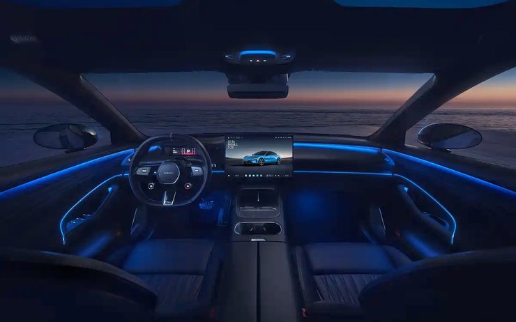 Салон Xiaomi SU7 2026