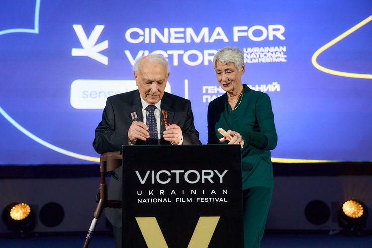 Роман Шварцман