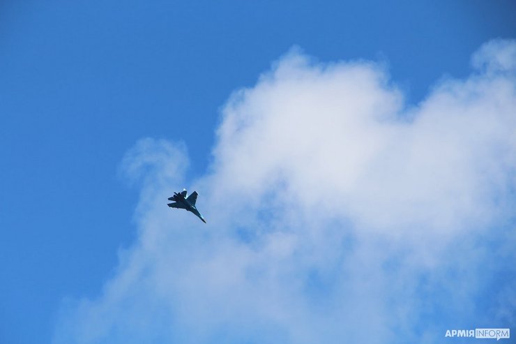 авіація на навчаннях