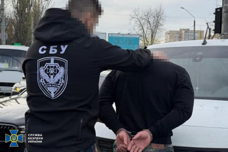 Подозреваемый в организации уклонения от мобилизации