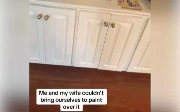 Пара купила дом, переезд, находка, заметили в доме, кухонный шкафчик, послание, запись, капсула времени, вирусное видео, прежние владельцы, новый дом