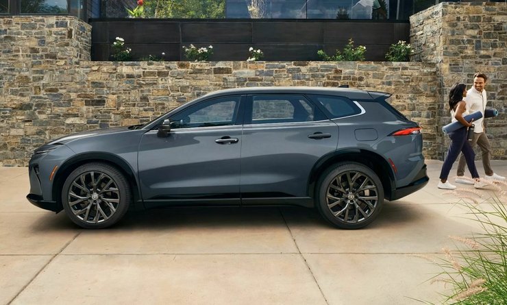 Toyota Crown Signia, новая Toyota Crown Signia, Toyota Crown, кроссовер Toyota Crown, Toyota Crown Signia 2024