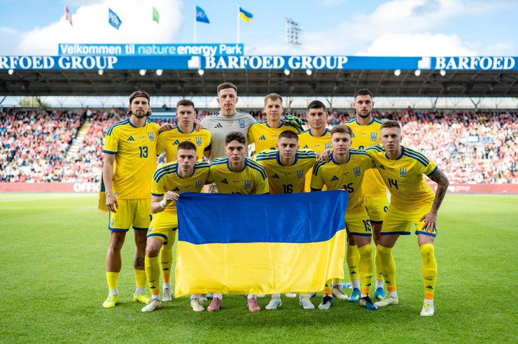 Сборная Украины перед матчем с Данией перед матчем с Данией