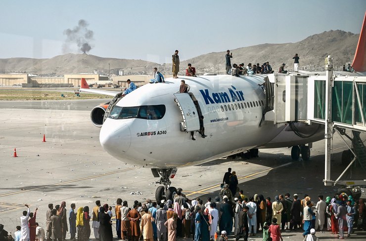 Кабул, аеродром, втеча, фото, таліби