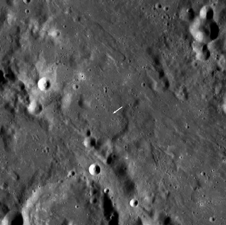 кратер, Місяць, ракета