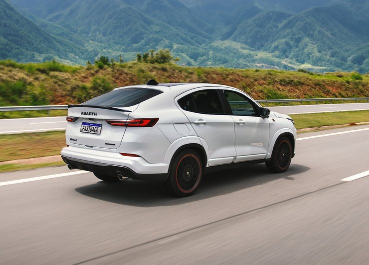 Fiat Fastback Abarth, Fiat Fastback, новий Fiat Fastback, кросовер Fiat, тюнінг Fiat