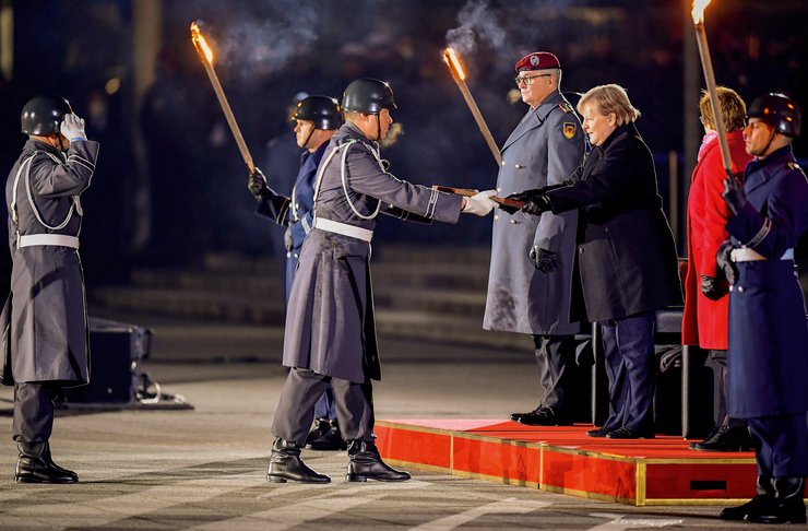 Меркель, канцлер, прощання, фото