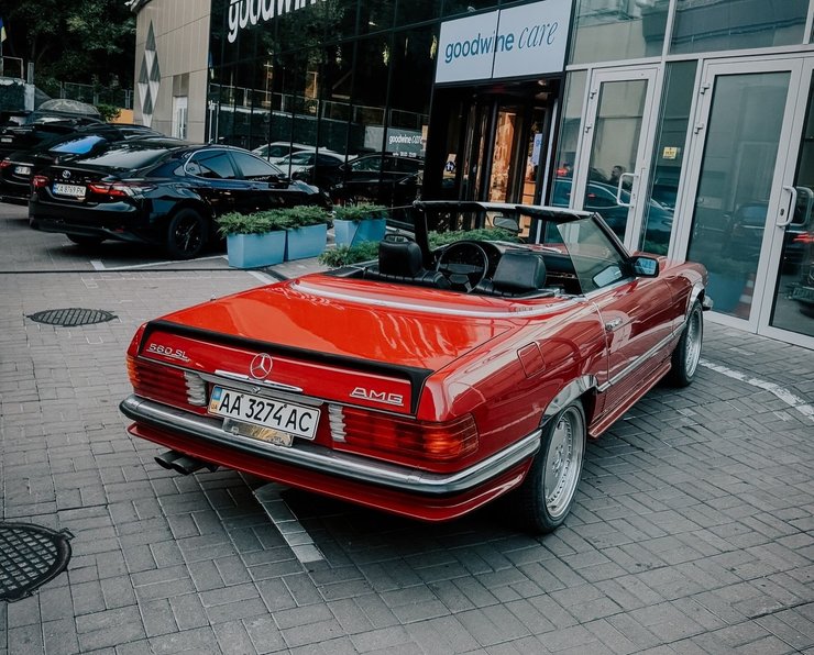 Mercedes 560 SL