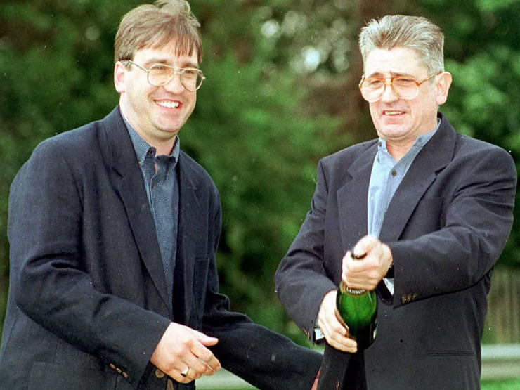 Выигрыш в лотерею, джекпот, Шотландия, удача, смерть, фото