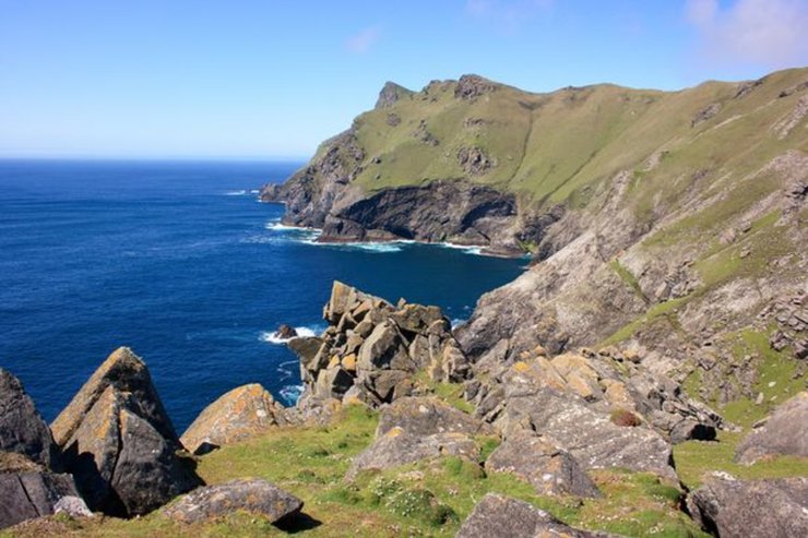 Острів Хірта, острів-привид, острів, покинутий острів, будинки, руїни, покинуті будинки, покинули острів, архіпелаг