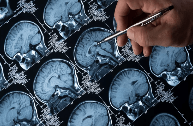 В 2100 году человек сможет прожить более 100 лет