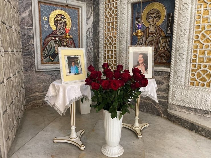 С Русланой Писанкой и ее мамой попрощались в Киеве