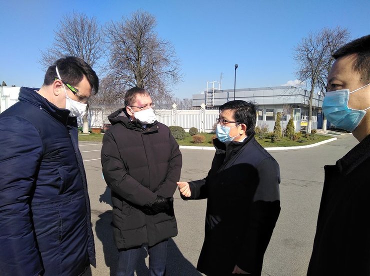 В Украину прибыла гумпомощь из Китая