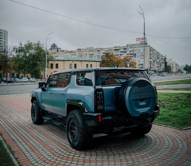 GMC Hummer внедорожник