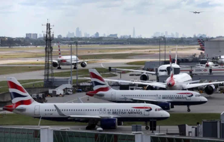 Самолет, авиация, British Airways, аэропорт Хитроу, Великобритания пассажиры в самолете, курьезы, фото