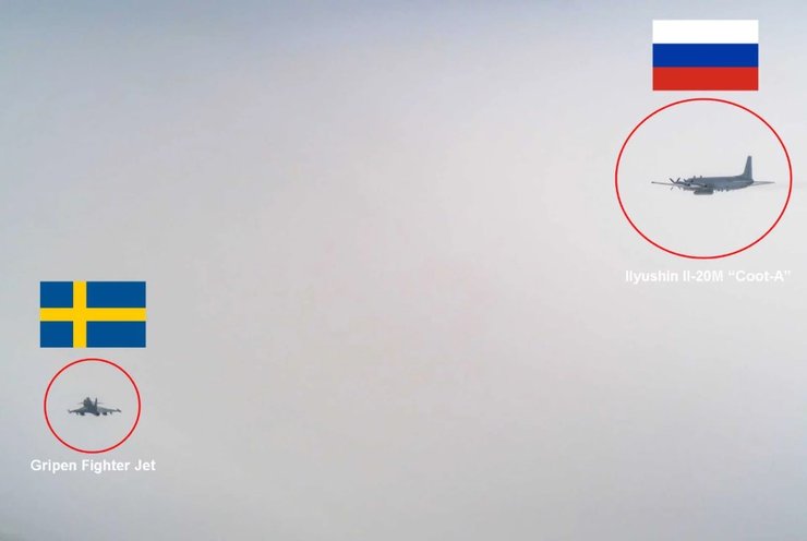 Перехоплення літака Іл-20М