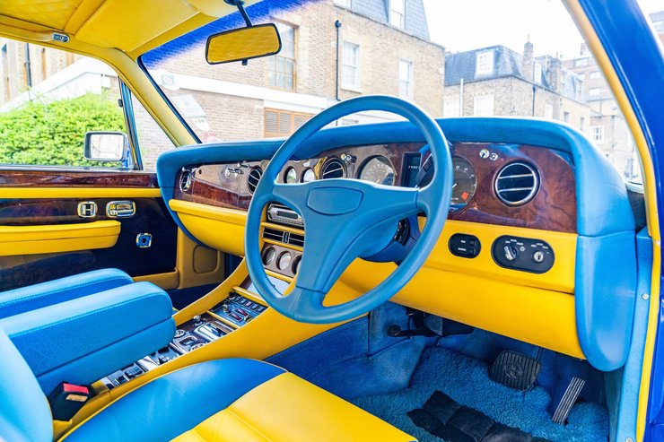 Салон Bentley Val D'Isere