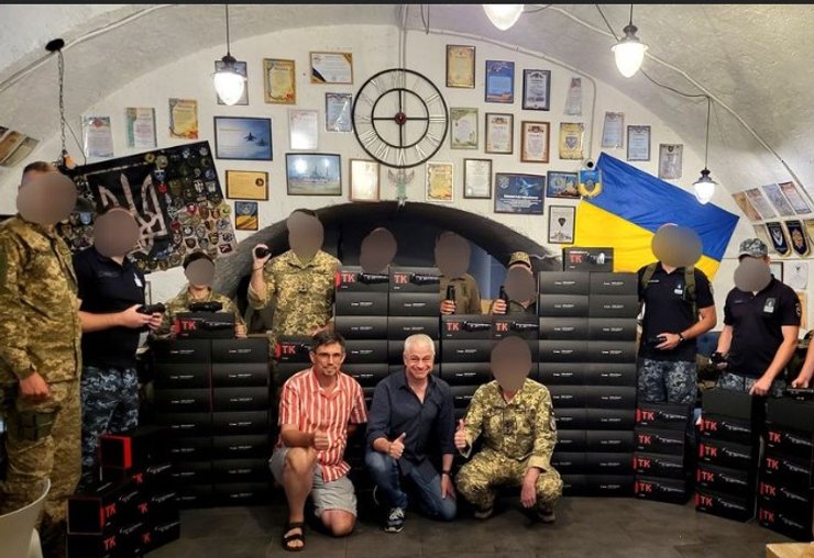 Волонтери передали українським військовим 100 тепловізорів для ПЗРК