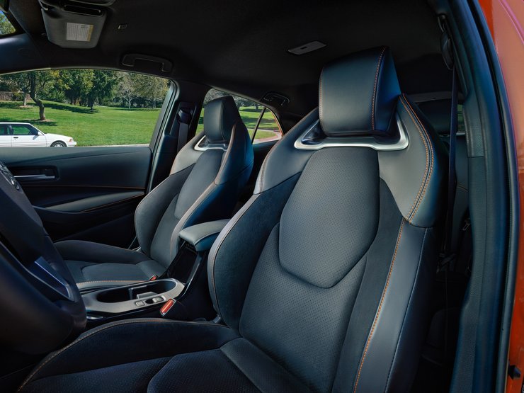 салон тойота королла, Toyota Corolla, новая Toyota Corolla, Toyota Corolla FX Edition, Toyota Corolla FX, Toyota Corolla FX, Toyota Corolla 2025