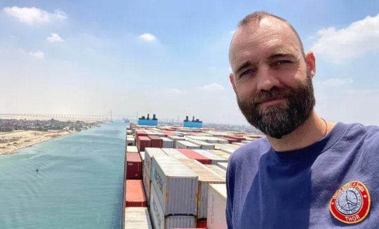 Чоловік відвідав усі країни світу, навколосвітня подорож, подорож, турист, рекорд, не бував удома, світовий рекорд