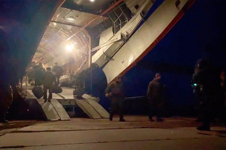 російські миротворці, одкб, казахстан, революція в Казахстані, допомога Росії