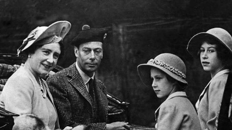 королева, семья