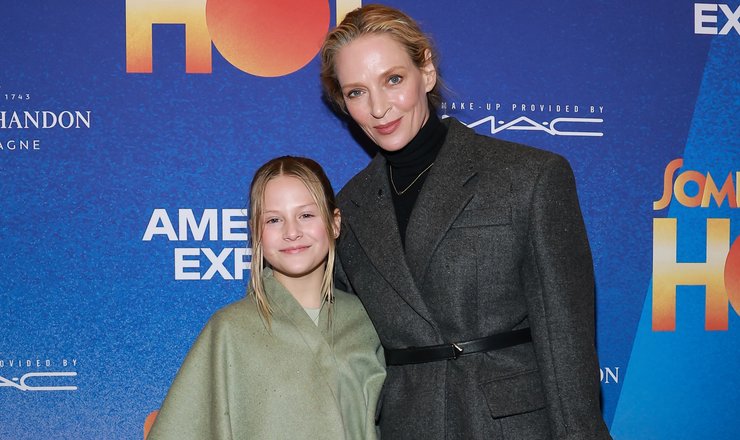 Ума Турман с дочерью