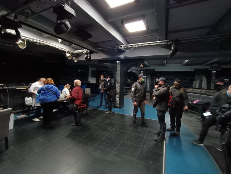 вакцинація від коронавірусу, коронавірус в Україні, вакцинація Івано-Франківськ, пункти вакцинації в Івано-Франківську