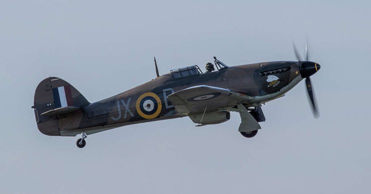 Літак Харрікейн, дрон, безпілотник