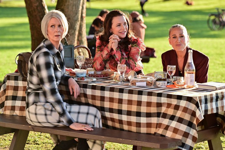 Кадр из первого сезона "И просто так"