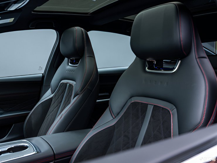 салон мазда 6е, Mazda EZ-6, Mazda EZ-6 Sport Edition, новая Mazda EZ-6, Mazda 6e