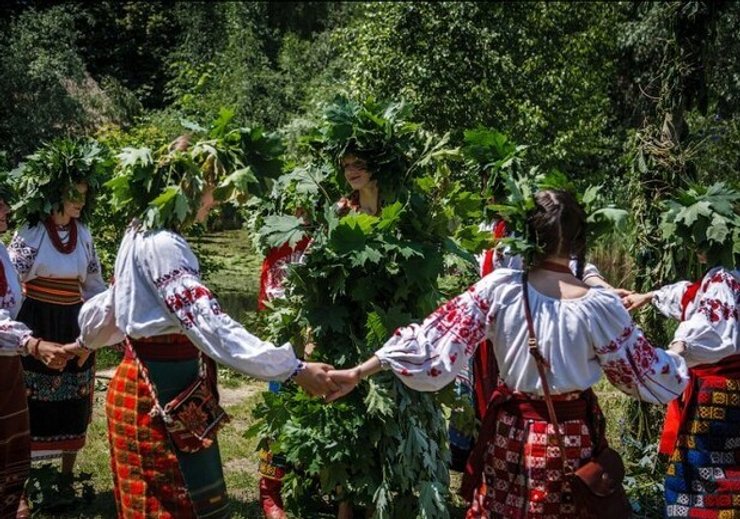 хоровод, Троица, девушки