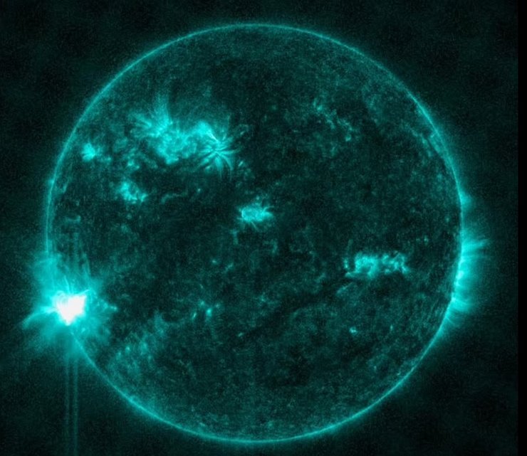 Солнце вспышка