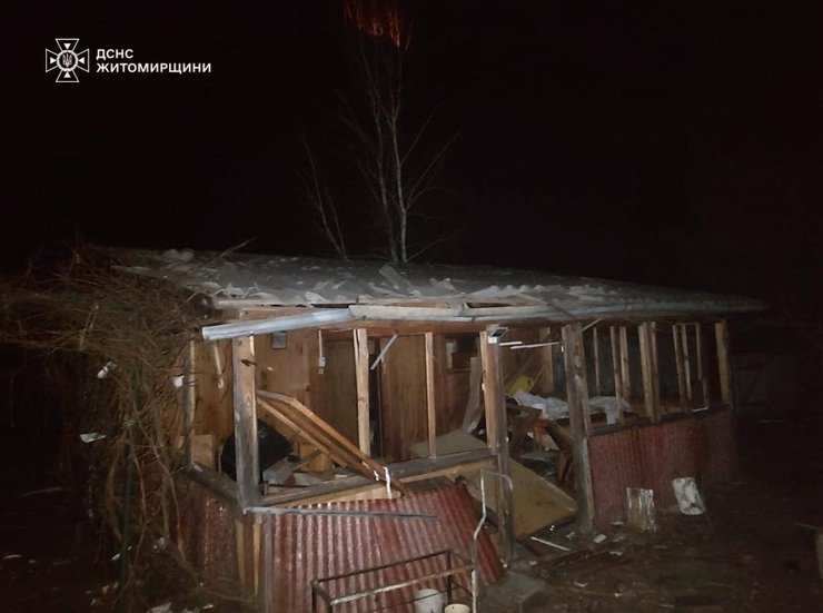 обстрел Украины, ночной обстрел, атака БПЛА, последствия атаки, обстрел дома, разрушения, ГСЧС, Житомирская область