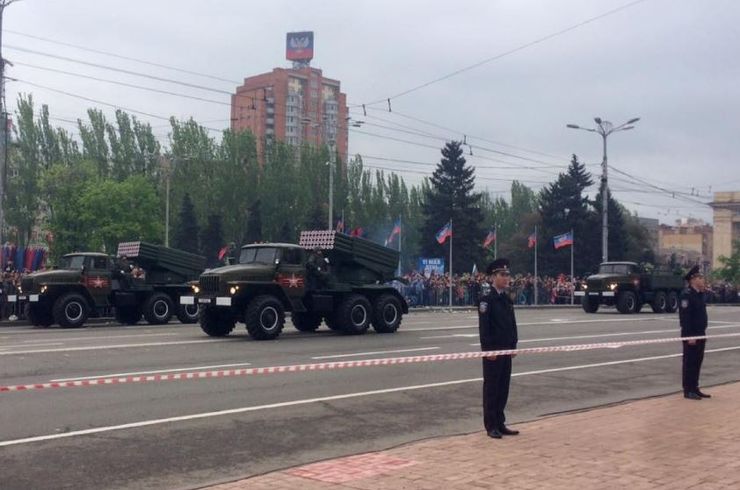 Матильда Кимер, ДНР журналистка, парад, РФ, Россия