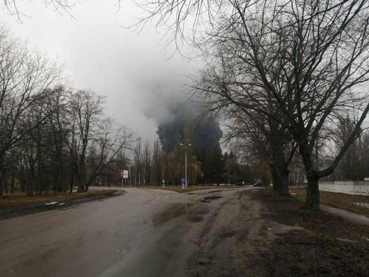 Нафтобаза Чернігів резервуар пожежа ПП рятувальники обстріли вторгнення ДСНС