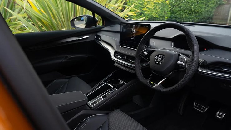 салон Skoda Enyaq vRS, Skoda Enyaq, Skoda Enyaq vRS, новый Skoda Enyaq, электромобиль Skoda, кроссовер Skoda